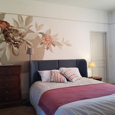La Parenthese A Etrigny Bed & Breakfast Dış mekan fotoğraf