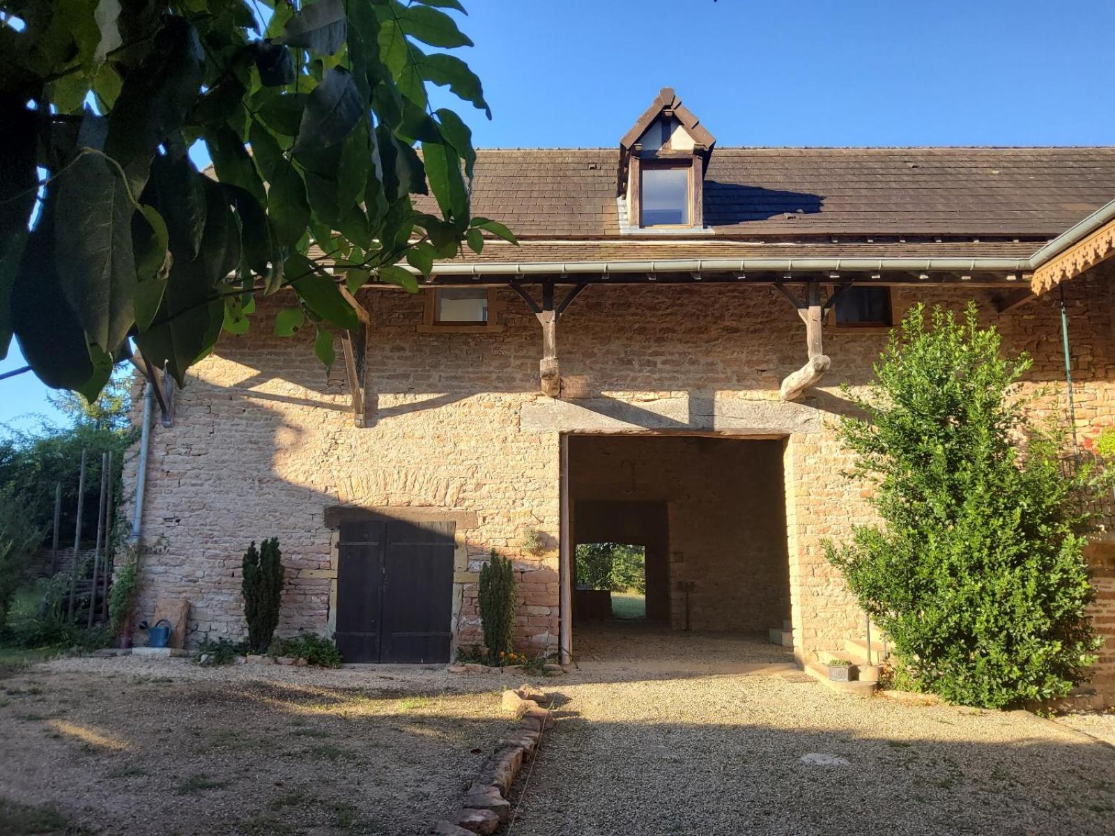 La Parenthese A Etrigny Bed & Breakfast Dış mekan fotoğraf