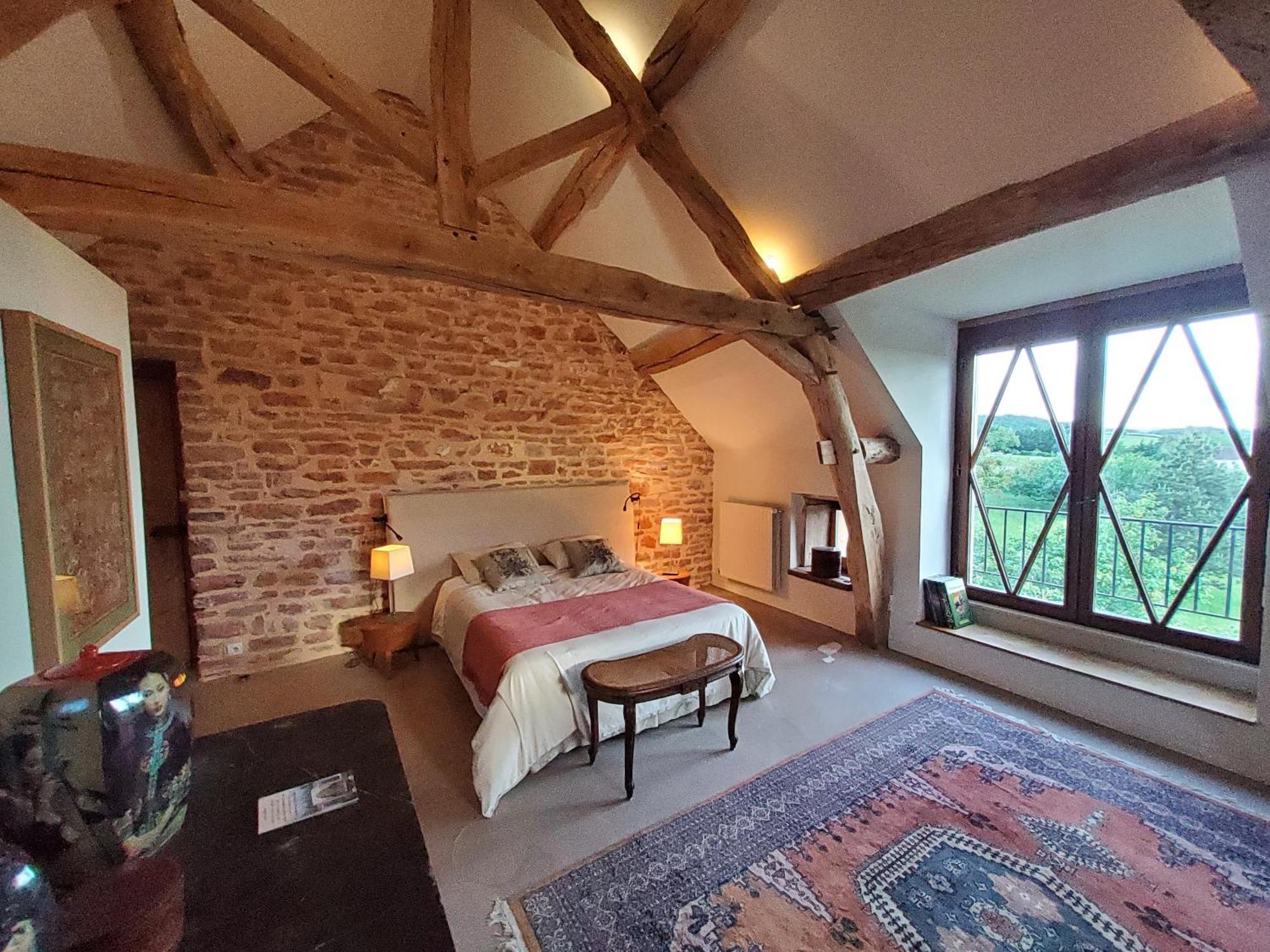 La Parenthese A Etrigny Bed & Breakfast Dış mekan fotoğraf